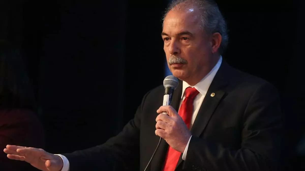 O presidente do Banco Nacional de Desenvolvimento Econômico e Social (BNDES), Aloizio Mercadante, anunciou, nesta quinta-feira (25),