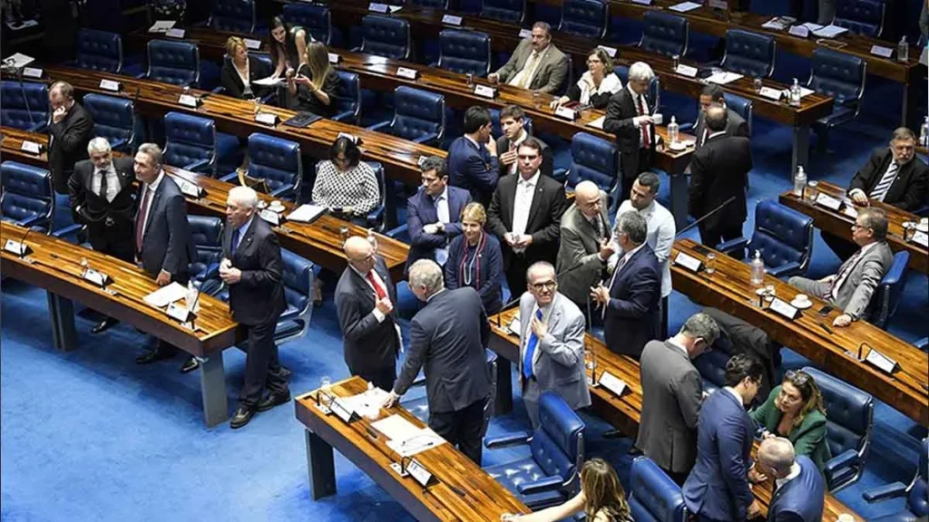 cionais de conscientização. Foi publicada no Diário Oficial da União (DOU) desta quarta-feira (17), a Lei 14.585, que cria o Dia Nacional de
