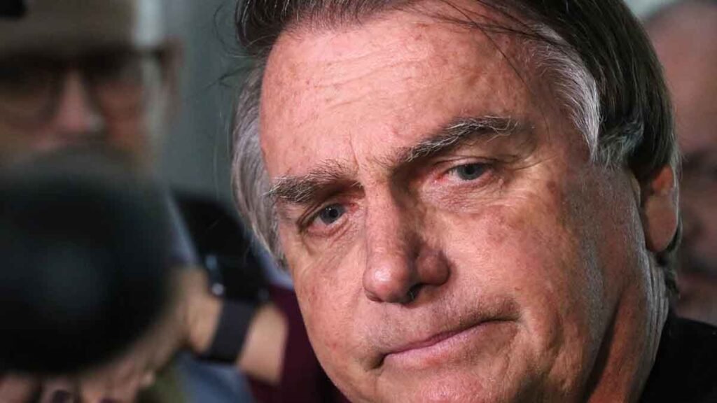 Com um placar de 5 a 2 pela inelegibilidade de Jair Bolsonaro, o Tribunal Superior Eleitoral (TSE) decidiu que o do ex-presidente da Repúblic