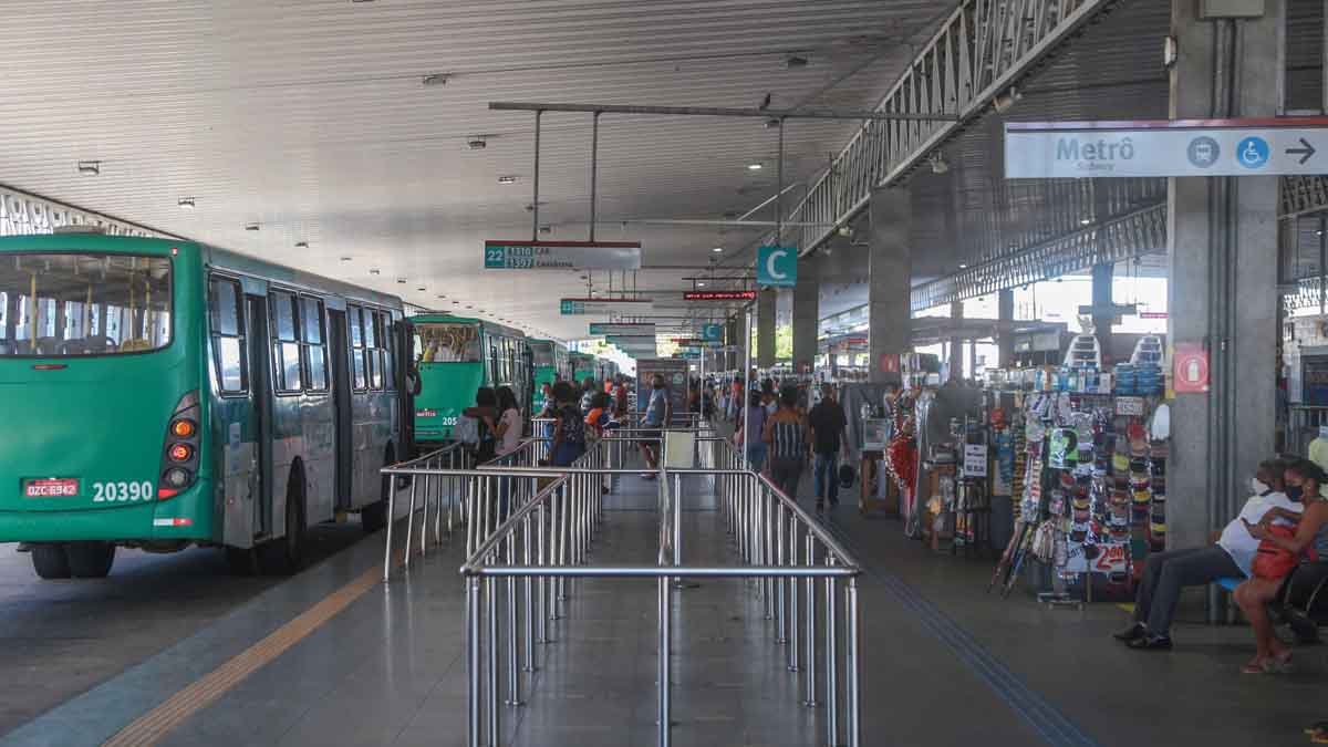 A Secretaria de Mobilidade de Salvador (Semob) realizará, a partir do dia 10 de junho, mudanças em 16 linhas de ônibus da cidade. O objetivo