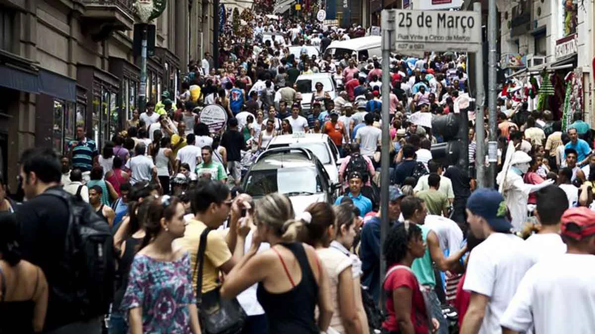 O Brasil alcançou em 1º de agosto de 2022, a marca de 203.062.512 habitantes. Os dados são os primeiros do Censo Demográfico, do IBGE. Isso r