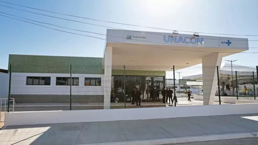 Inaugurada em janeiro deste ano, a Unidade de Alta Complexidade em Oncologia (Unacon) do Hospital Regional Dr. Mário Dourado Sobrinho,