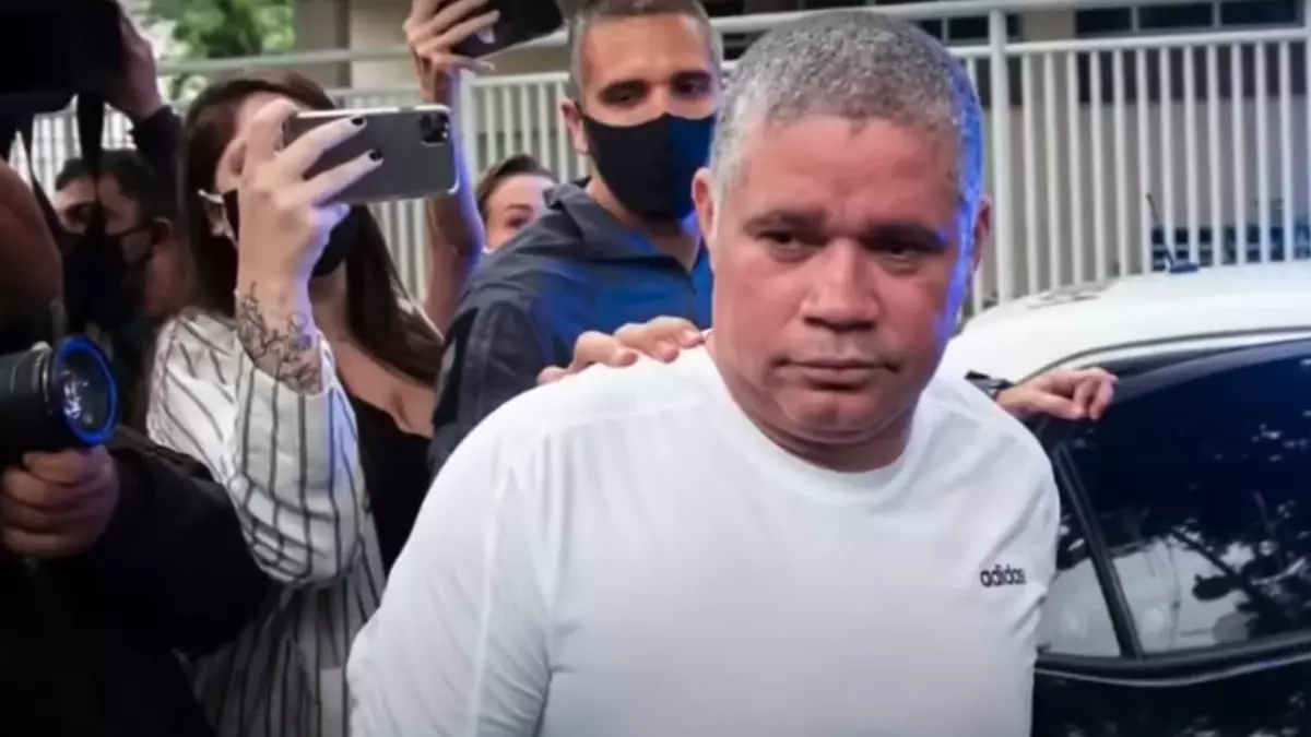 A Justiça do Rio de Janeiro determinou a prisão preventiva do ex-sargento do Corpo de Bombeiros Maxwell Simões Correa por suspeita