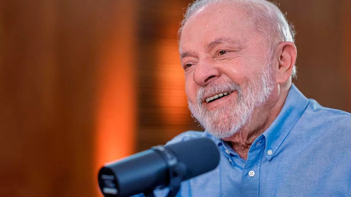 O presidente Luiz Inácio Lula da Silva passará por uma nova infiltração de medicamentos para diminuir as dores na região da