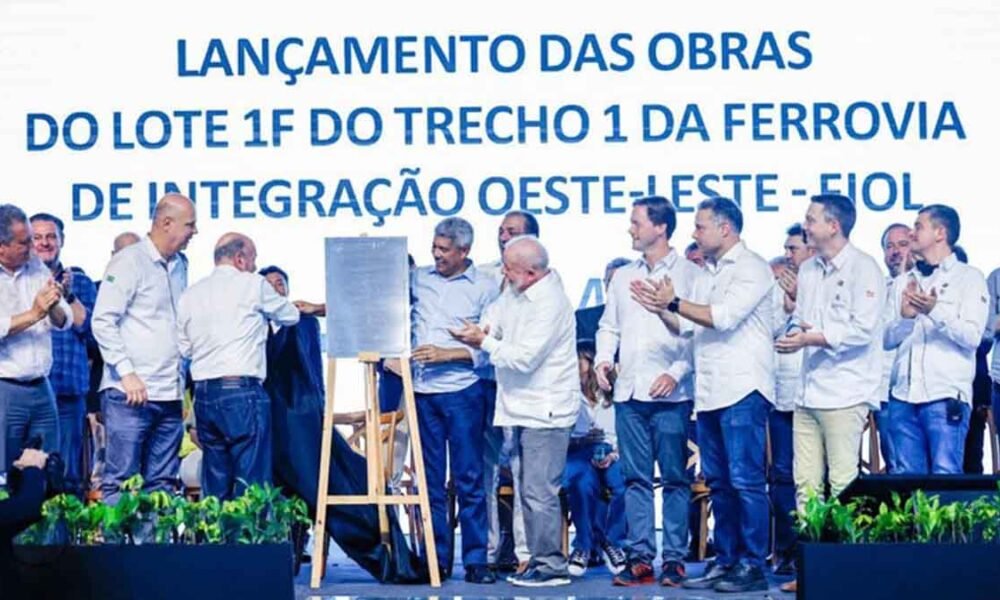 da Casa Civil, Rui Costa disse nesta segunda-feira (3) que a Ferrovia de Integração Oeste Leste (Fiol) é a primeira obra a compor o Novo PAC