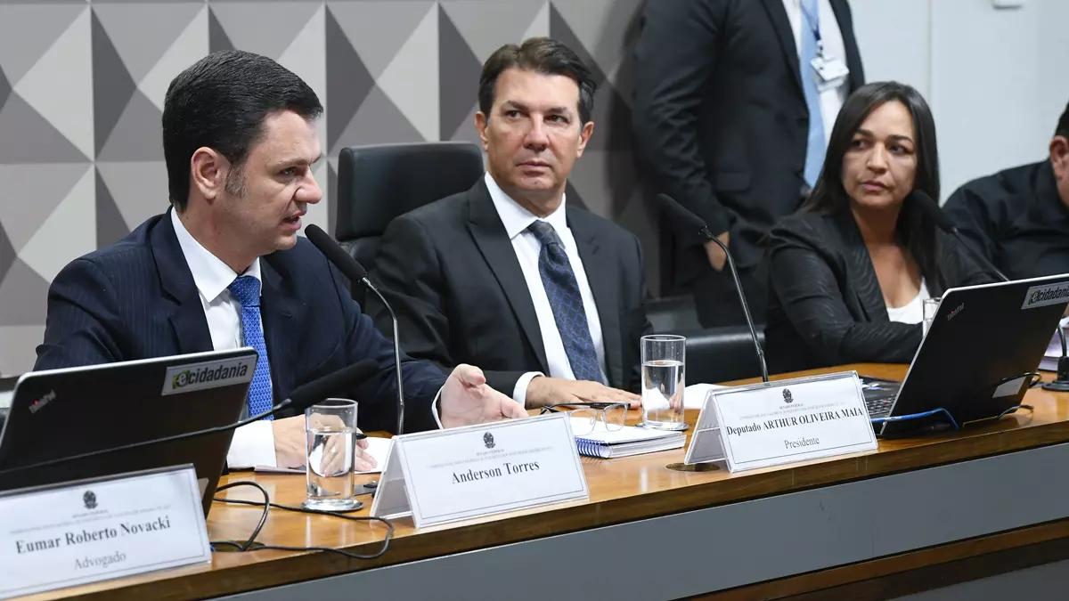 Após mais de três de horas de depoimento, a relatora da CPMI de 8 de janeiro, senadora Eliziane Gama (PSD-MA), disse que