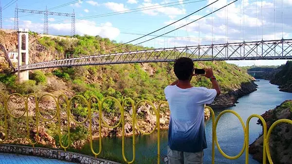 Para impulsionar atividades turísticas no curso do rio São Francisco em território baiano, o titular da Secretaria de Turismo do Estado