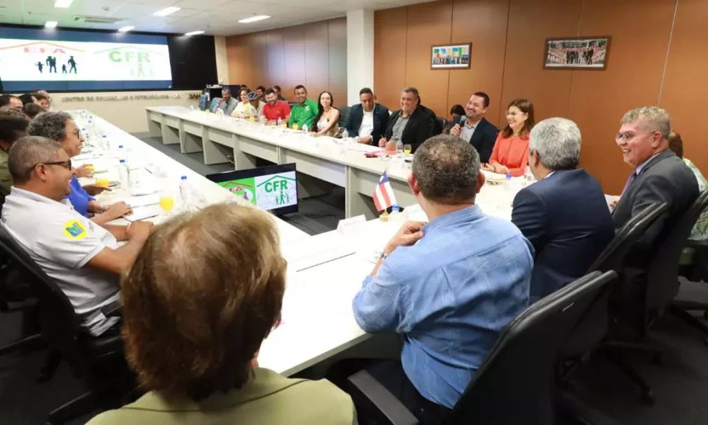 Inteligência (COI), em Salvador. O encontro teve como foco central o fortalecimento da educação no ambiente rural e a apresentação