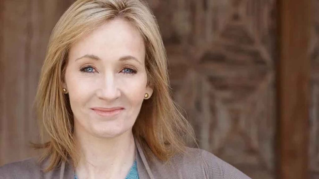 A escritora de Harry Potter, J.K. Rowling, foi removida do espaço para a obra, no Museu de Cultura Pop dos Estados Unidos após polêmicas falas