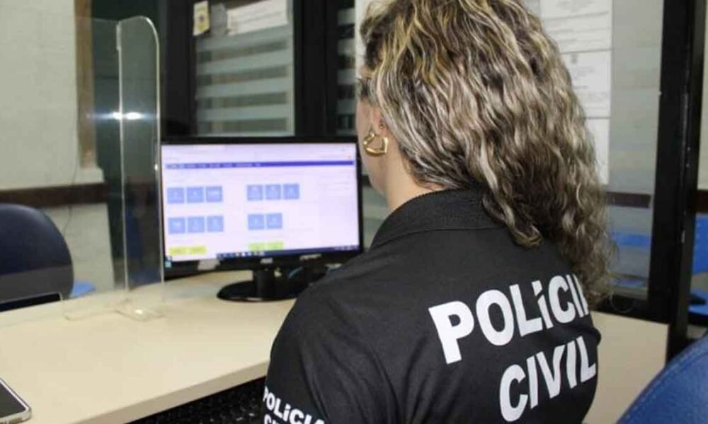 serviço de atenção e acolhimento, resultado de uma parceria entre a Secretaria da Administração do Estado da Bahia (Saeb) e a Polícia ivil.
