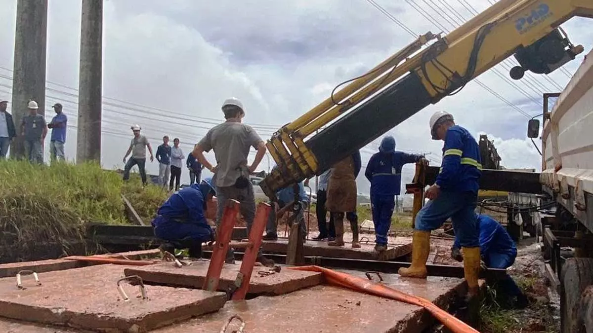 de manutenção e melhoria na captação de água em Pedra do Cavalo e em outros pontos do sistema de abastecimento, o fornecimento