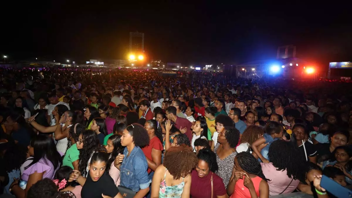 O Canta Bahia, evento gospel que tem o objetivo de fomentar a cultura evangélica no estado, chegou à cidade de Feira