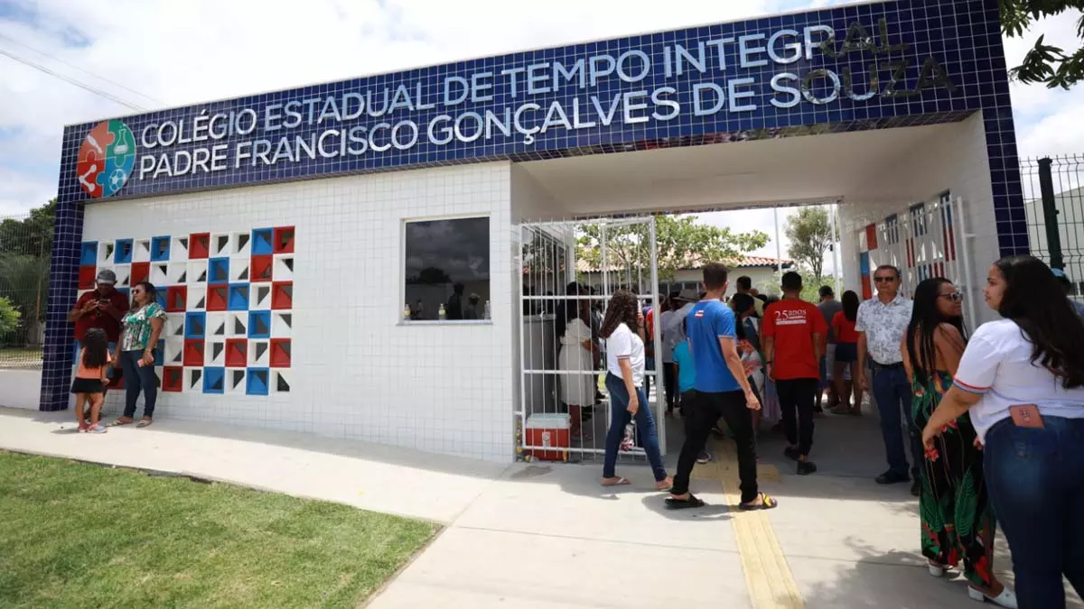 Neste sábado (23), em Quijingue, município da região de Euclides da Cunha, o governador Jerônimo Rodrigues inaugurou duas novas