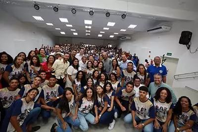 Neste sábado (23), em Quijingue, município da região de Euclides da Cunha, o governador Jerônimo Rodrigues inaugurou duas novas