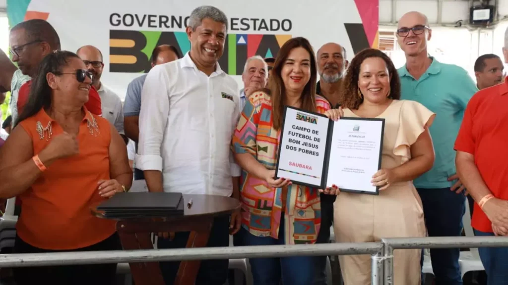 Neste domingo (3), o governador Jerônimo Rodrigues esteve no município de Saubara, no Recôncavo Baiano, para autorizar