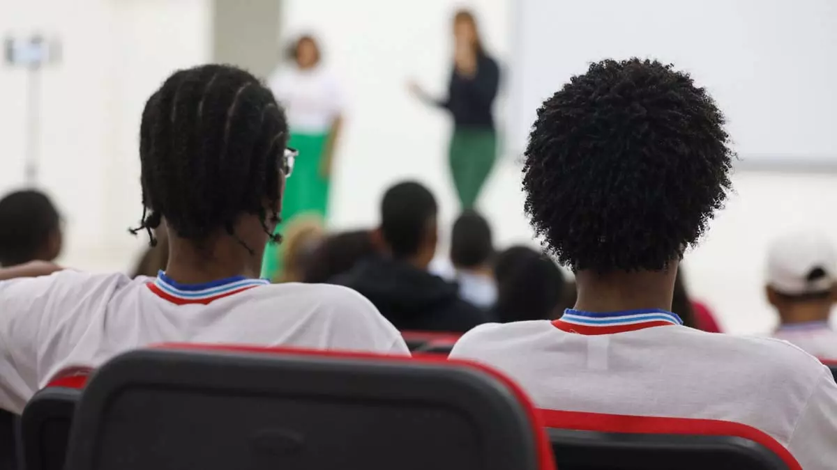 deverão reunir, sábado, 19.900 estudantes em 113 municípios, com a oferta das atividades em 171 unidades escolares.