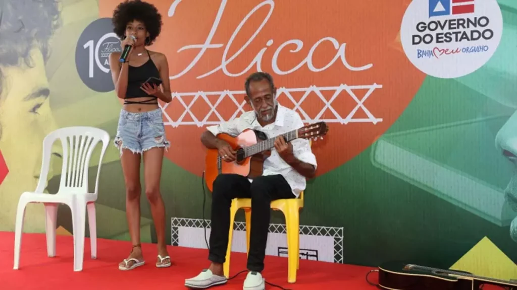 As cidades de Cachoeira, Salvador e Pintadas realizam, nos próximos dias, festas e feiras literárias, que visam o fomento à leitura,