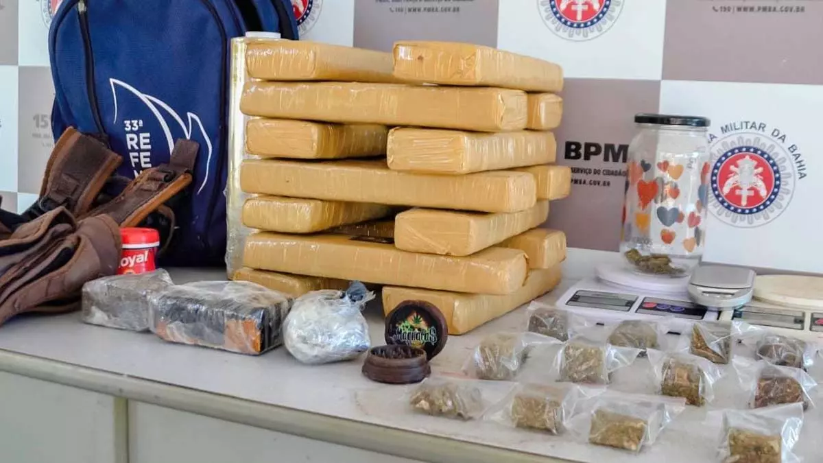 Dezesseis quilos de drogas foram apreendidos durante a ‘Operação Garra de Arquimedes’, deflagrada pelo 15º Batalhão da Polícia Militar