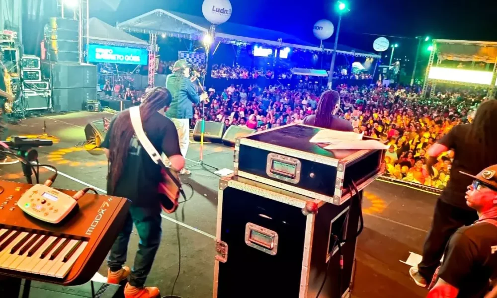 comércio aquecido, novos negócios e cerveja de qualidade. Nesse clima, o Bahia Beer Festival - Alagoinhas foi