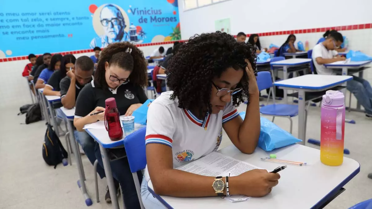 a Bahia deve registar, este ano, um recorde na participação nas provas do Sistema de Avaliação da Educação Básica (Saeb), aplicada