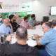 discussões acerca da mosca da carambola. Considerada uma praga quarentenária sem registro na Bahia, o inseto representa