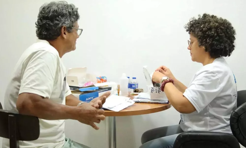 neste domingo (26) com ações simultâneas voltadas para os homens nos Saúde dos Bairros de Novo Horizonte e São Tomé de Paripe.