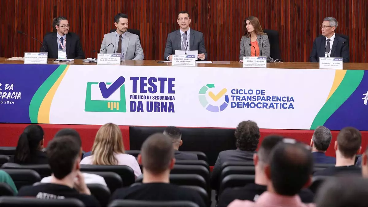 A 7ª edição do Teste Público de Segurança da Urna (TPS) terminou nesta sexta-feira (1º), com evento de encerramento no