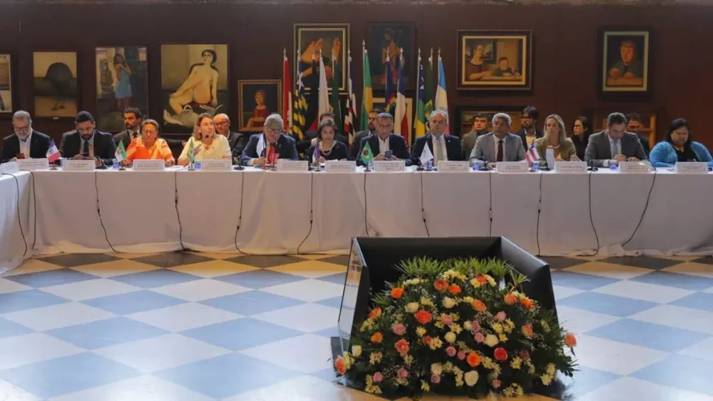 O governador Jerônimo Rodrigues cumpriu agenda de compromissos, nesta quarta-feira (13), em Recife, capital pernambucana, onde participou