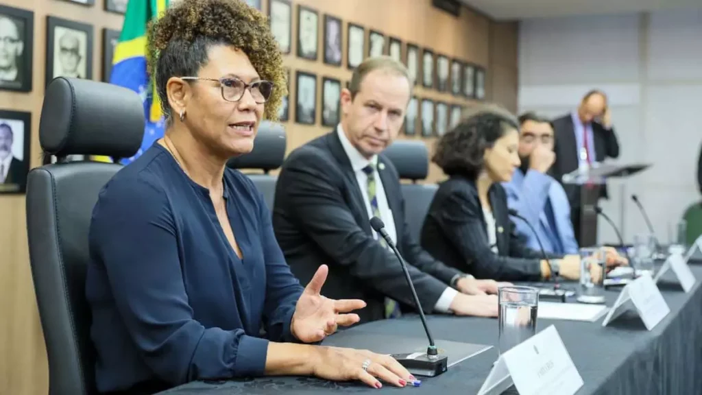 visando a ampliação do Programa Corra pro Abraço, que desta vez chegará aos municípios de Lauro de Freitas, Juazeiro,