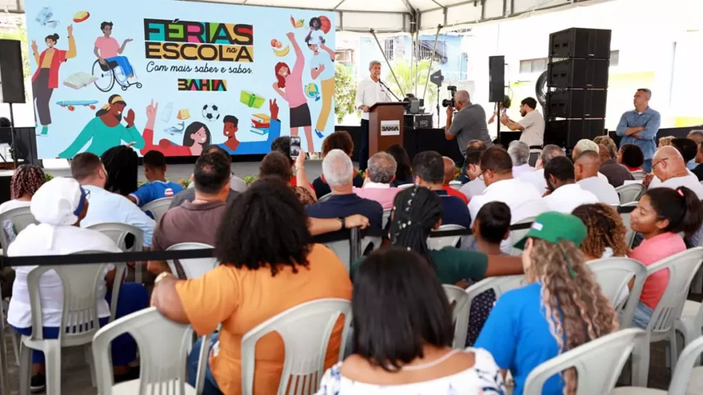 O projeto Férias na Escola com mais Sabor e Saber foi lançado, nesta quarta-feira (10), pelo governador Jerônimo