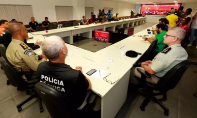 Segurança Pública (SSP), no Festival Virada Salvador, na Arena Daniela Mercury, na Boca do Rio. Os presos possuíam mandados pelos