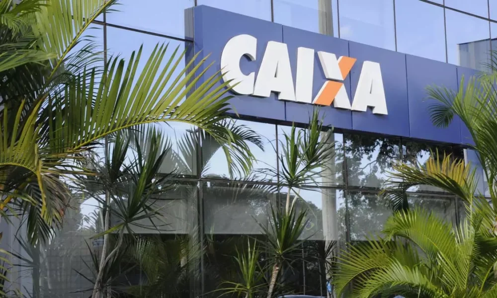 A Caixa Econômica Federal publicou nesta quinta-feira (22), no Diário Oficial da União, o edital do concurso público para