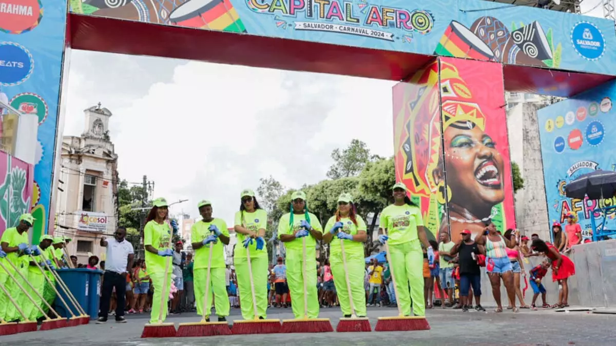 Atuantes no circuito carnavalesco, no intervalo dos trios, as "Margaridas" esbanjam beleza e simpatia neste Carnaval 2024. Em grupo de seis,