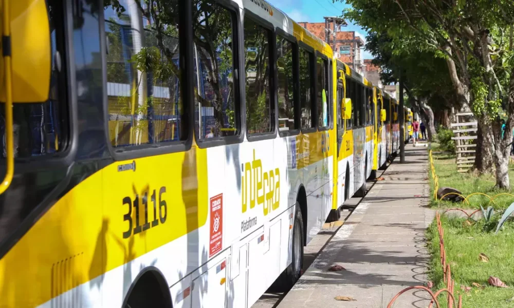 Para garantir o atendimento de transporte nas regiões de Ondina, Barra e do Centro Histórico, onde acontecem festas de