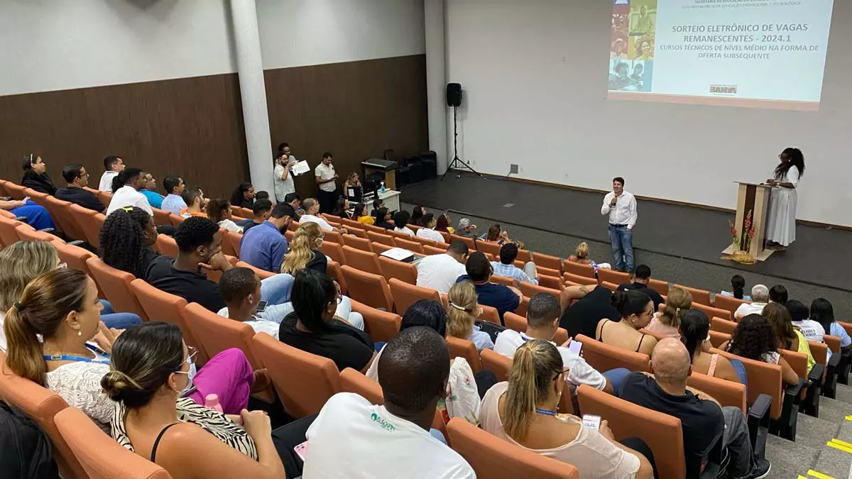 divulgou, nesta sexta-feira (16), o resultado da segunda etapa do sorteio eletrônico para 3.690 vagas de cursos técnicos subsequentes