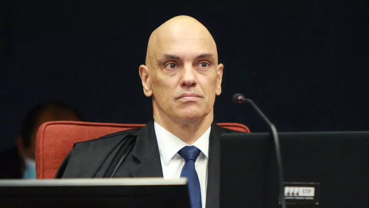 O ministro do Supremo Tribunal Federal (STF) Alexandre de Moraes indeferiu nessa quinta-feira (28) o pedido do ex-presidente Jair Bolsonaro