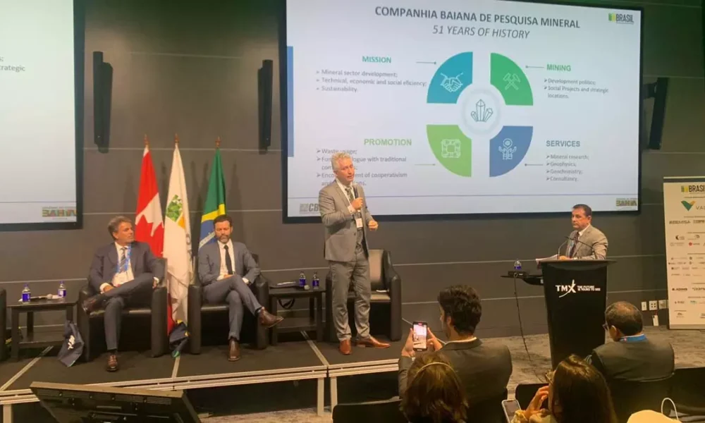 Tamanha é a importância do Brasil no setor mineral, que o país tem um dia específico - o Brasilian Mining Day - para apresentações