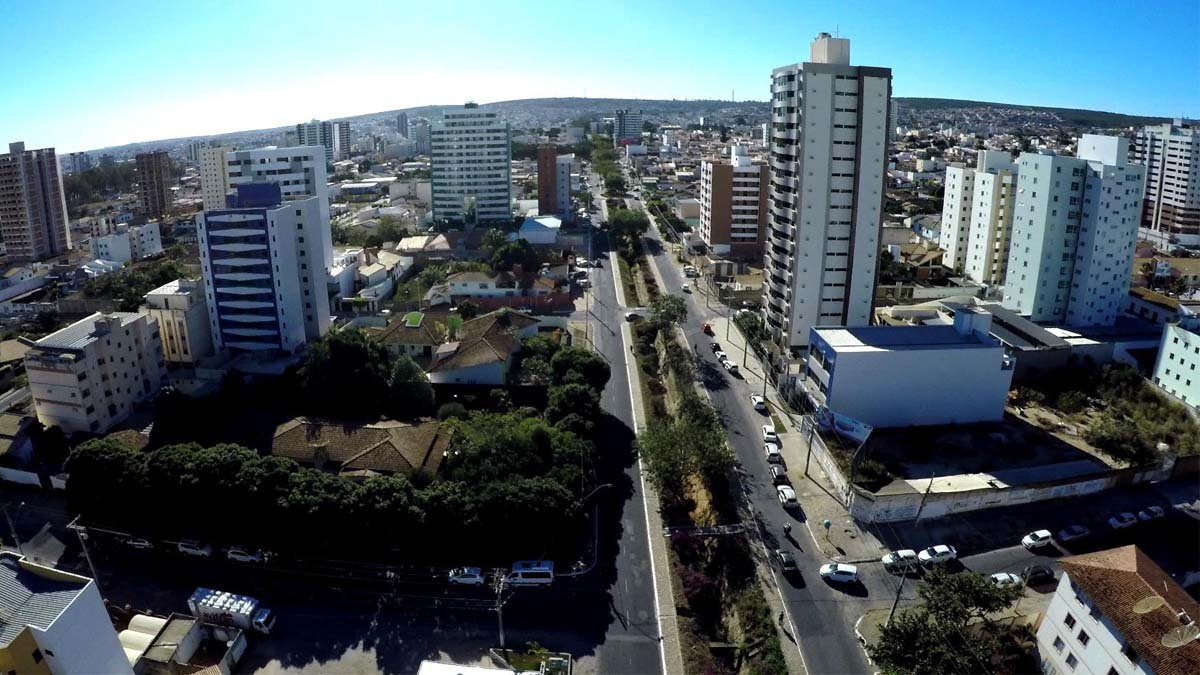 Com 12.885 casos prováveis de Dengue e cinco óbitos, o município de Vitória da Conquista continua liderando o ranking de registros da