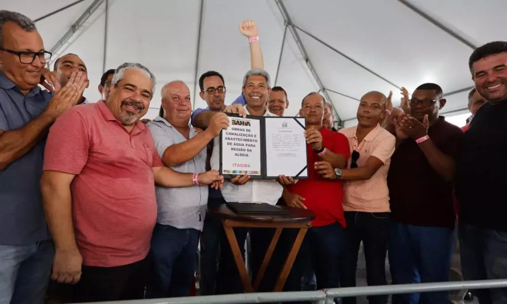 Durante visita a duas cidades do sul baiano: Barra do Rocha e Itagibá, neste Sábado de Aleluia (30), o governador Jerônimo Rodrigues