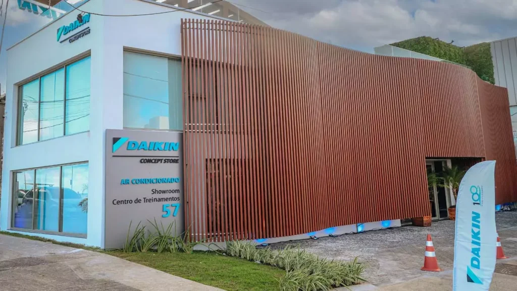 Como parte das celebrações do seu centenário, comemorado neste ano, a fabricante japonesa de equipamentos de ar-condicionado Daikin,