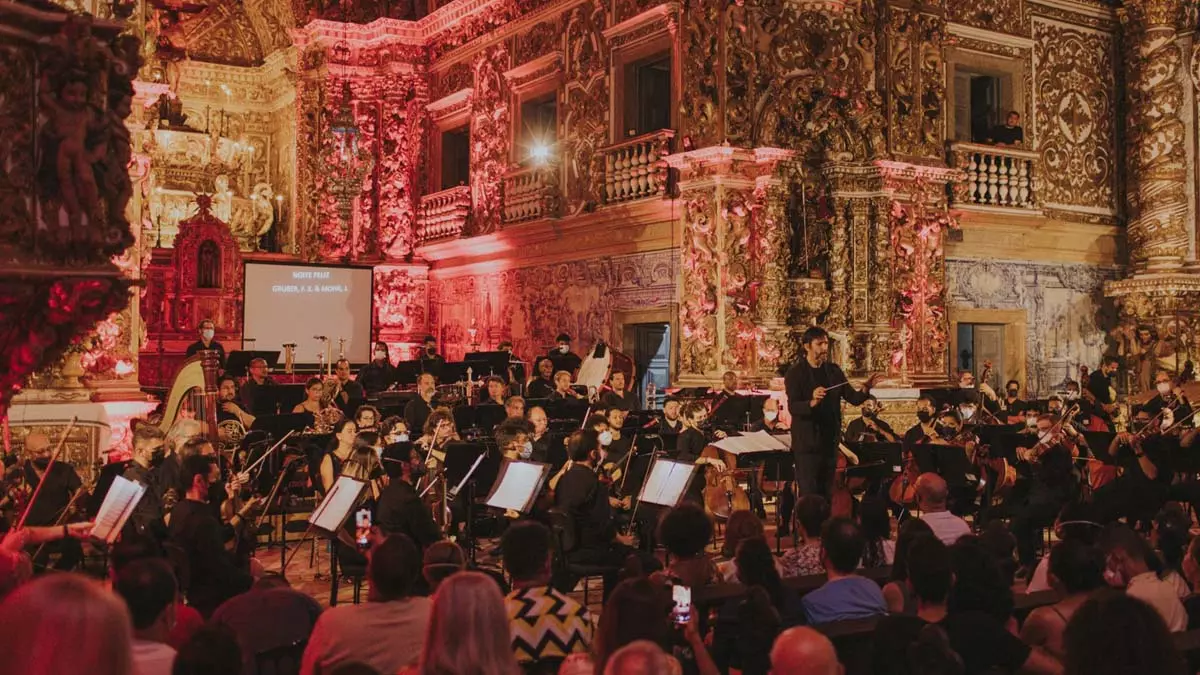 A Orquestra Sinfônica da Bahia (Osba) realiza neste domingo (7), às 17h, o Concerto de Abertura da Temporada 2024. A apresentação acontece