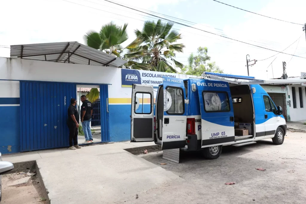Uma turma formada por 180 agentes da Polícia Civil, que irão atuar na Micareta de Feira 2024, participa da capacitação sobre ‘Direitos