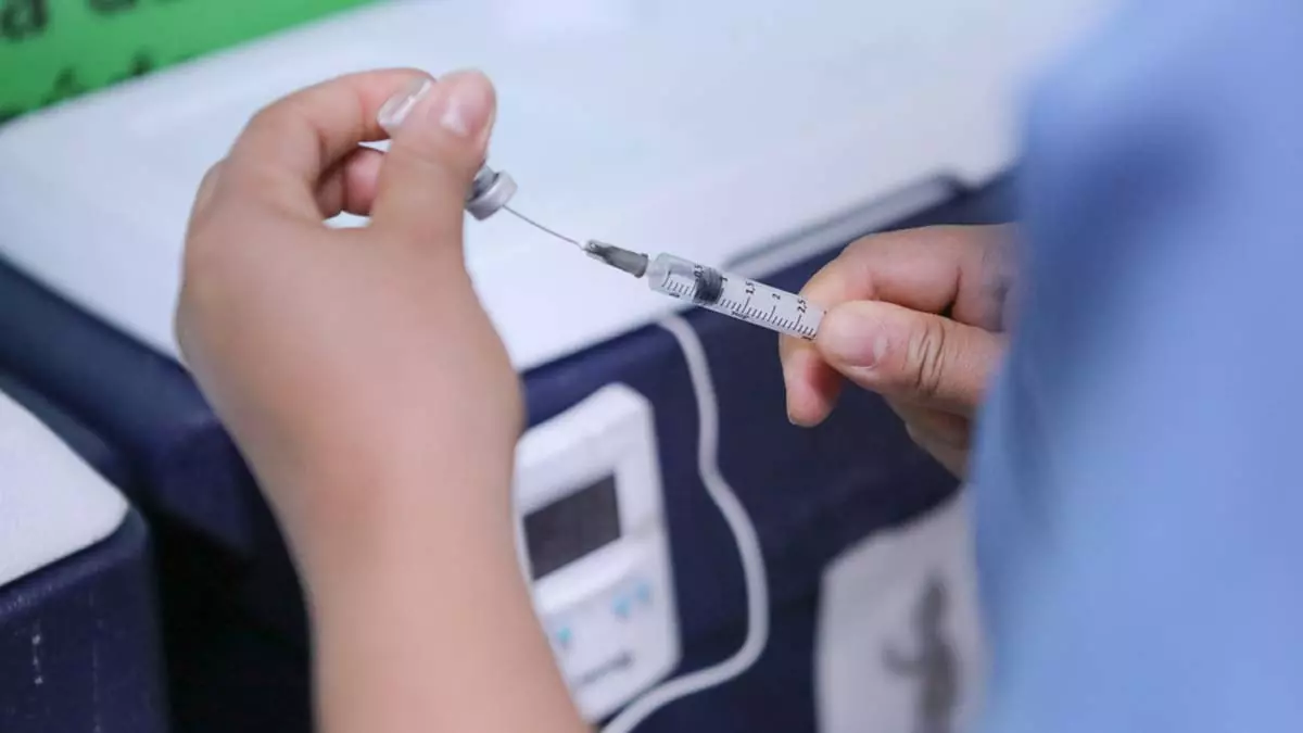 Salvador, a Secretaria Municipal da Saúde (SMS) realiza mais uma edição do Sábado da Vacina neste dia 11, das 8h às 16h. Para se