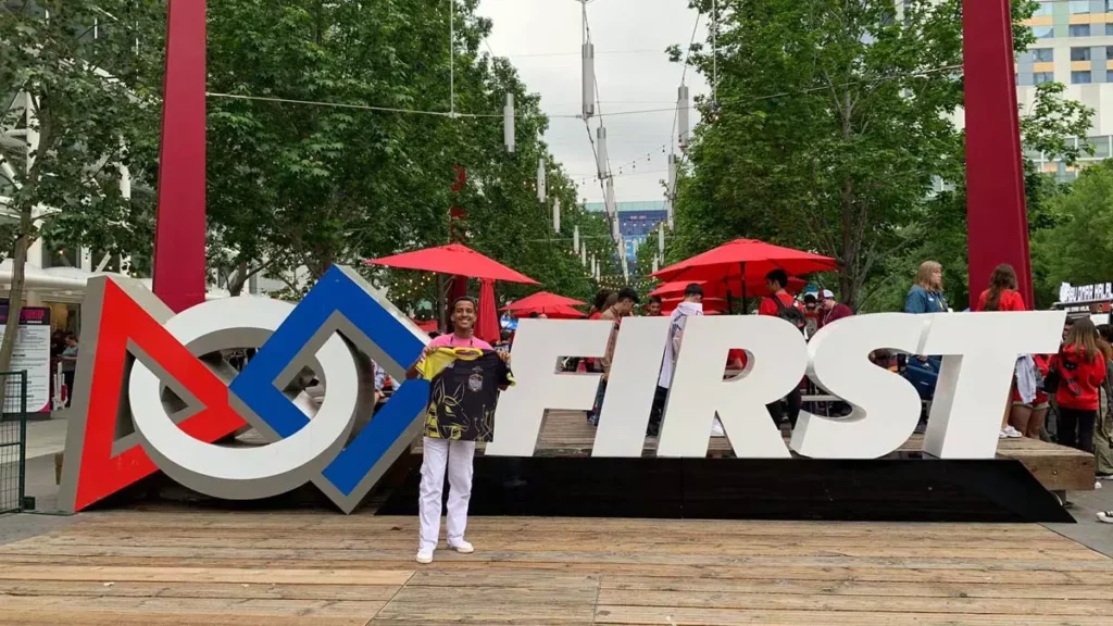 foi o único representante da Bahia na First Championship, competição mundial de robótica conhecida como World Festival.