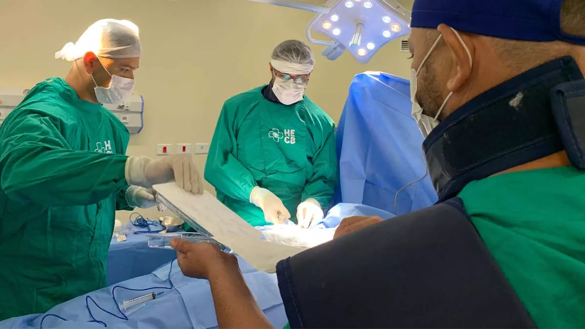 O Serviço de Cirurgia Cardíaca do Hospital Estadual Costa das Baleias (HECB) realizou, na quinta-feira (30), os primeiros procedimentos