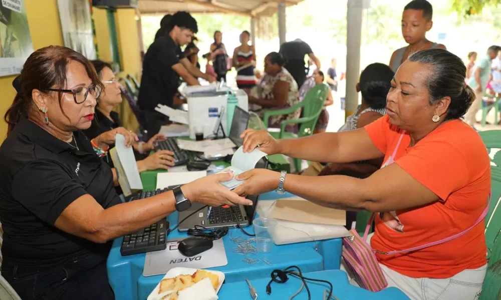 do Governo da Bahia, de emissão de documentos para moradores da zona rural, teve início nesta sexta-feira (03). O Cidadania Rural,