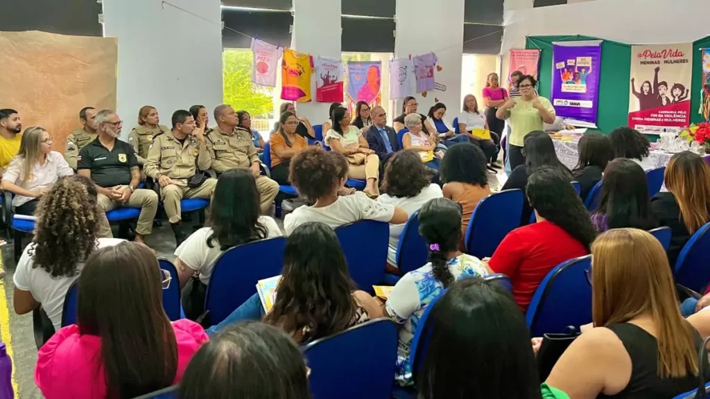 Representantes da Secretaria de Política para as Mulheres do Estado da Bahia (SPM) participaram, nesta quinta-feira (16),