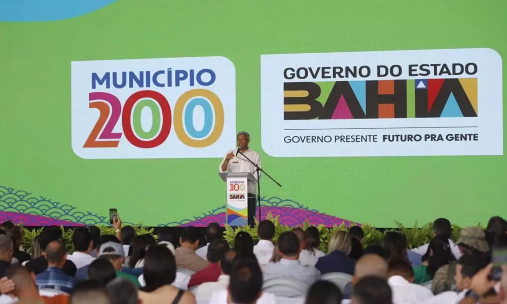 Com a marca de 200 cidades da Bahia visitadas desde que tomou posse, em 1° de janeiro de 2023, o governador Jerônimo Rodrigues esteve,