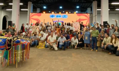 fortalecimento do turismo nos territórios. Houve ainda apresentações de filarmônica, maculelê e quadrilha junina, além de teatro, cinema,