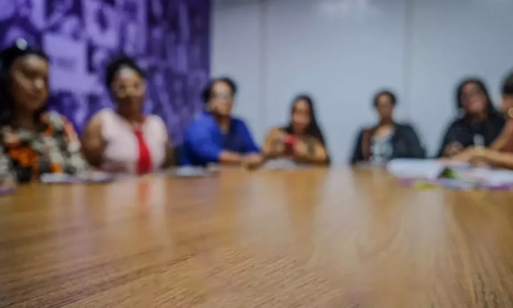 A Secretaria das Mulheres da Bahia (SPM) recebeu, nesta quarta-feira (12), em Salvador, uma delegação feminina da cidade de Candeal